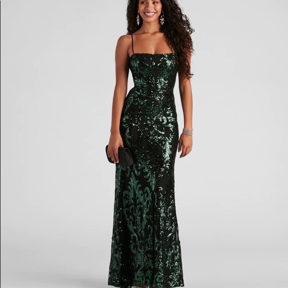 Windsor prom dress